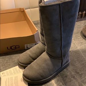 UGG W Classic Tall Grey